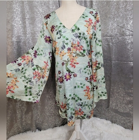 LetHerBe Mini Dress with Butterfly Wing Sleeves size Lg - Picture 1 of 8